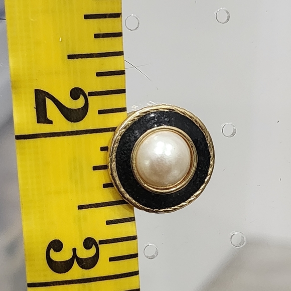 Vintage Gold-Tone Button Earrings with Pearl Center and Black Enamel - Picture 4 of 5
